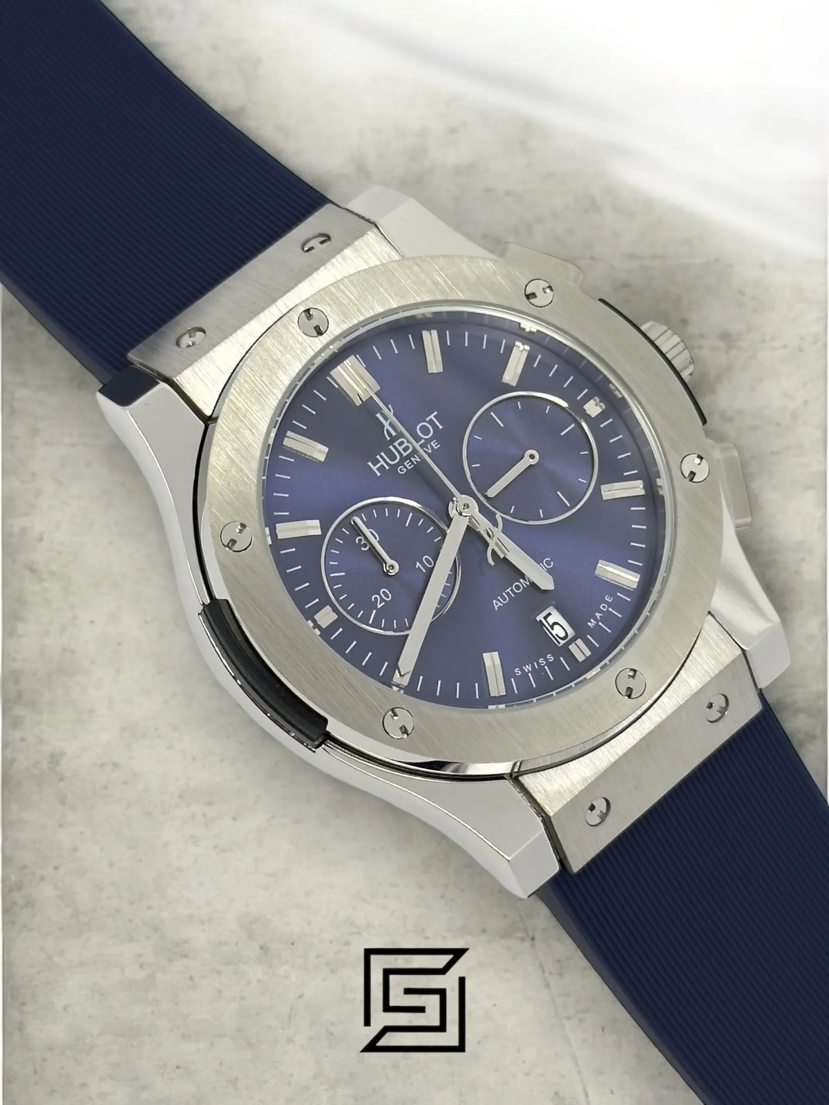 watches HUBLOT CLASSIC NEW - Blue Rubber Band - Blue Dial - Silver Body