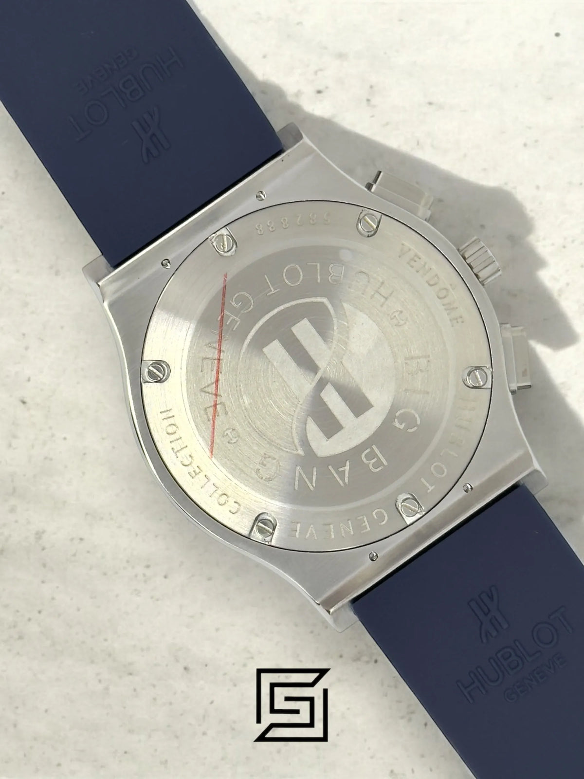 watches HUBLOT CLASSIC NEW - Blue Rubber Band - Blue Dial - Silver Body