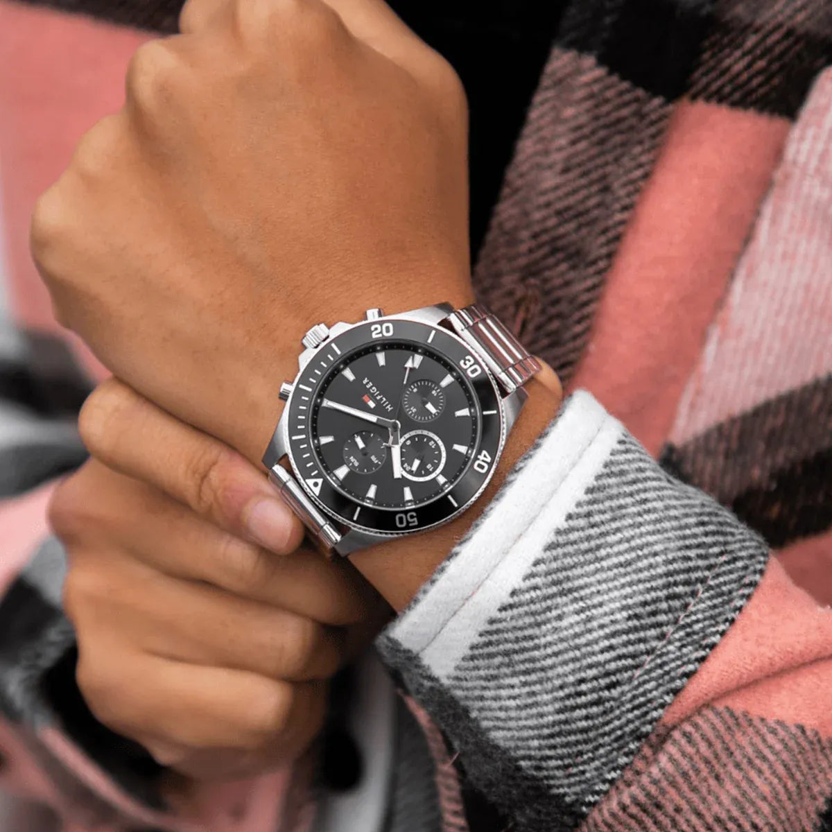 original-watches Tommy Hilfiger Silver Steel Black Dial Men's Multi-function Watch - 1791916