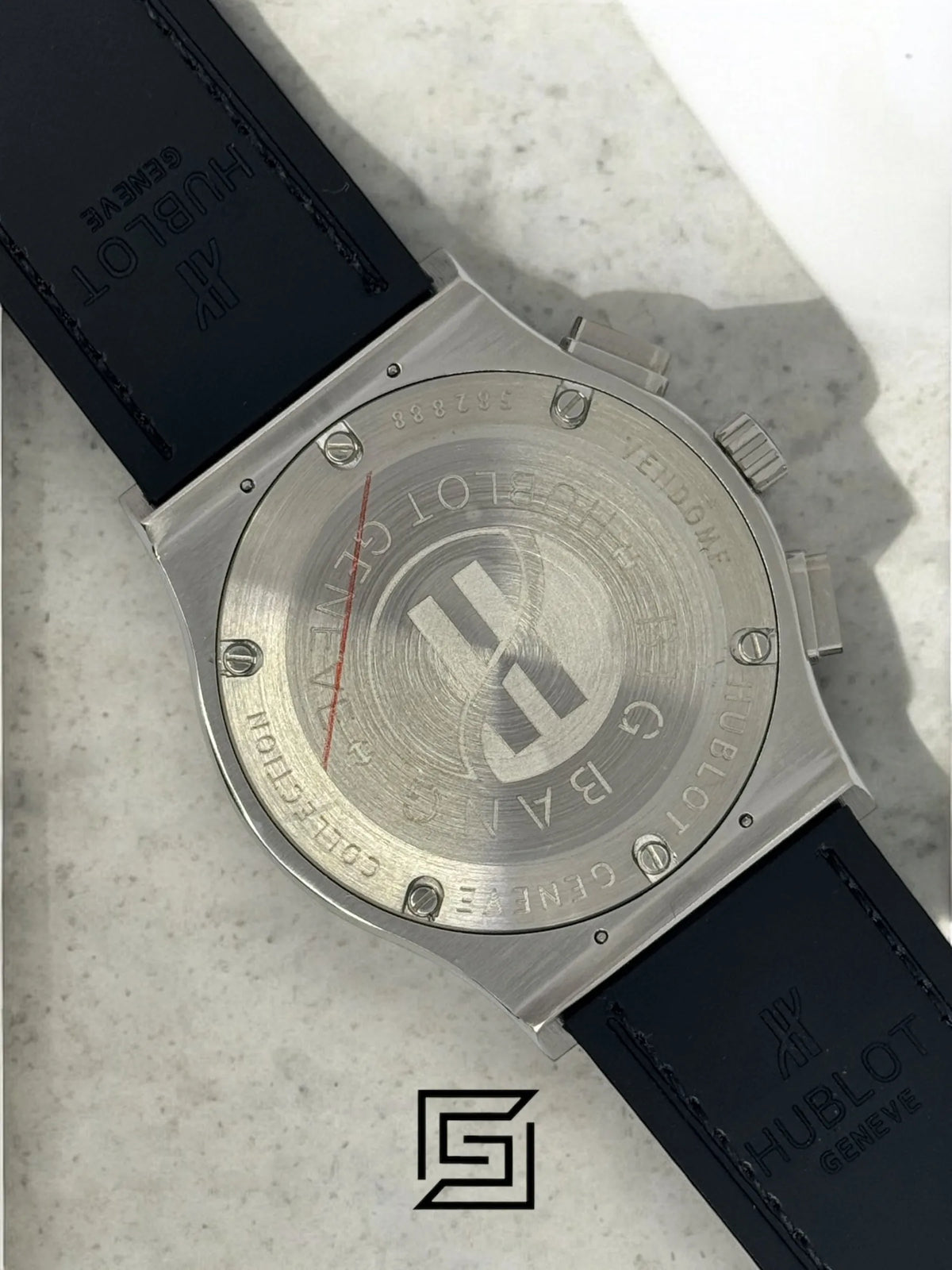 watches HUBLOT CLASSIC NEW - Green Chamois Band - Black Dial - Silver Body