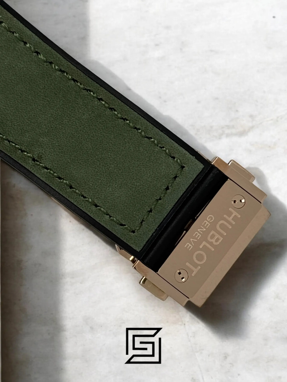 watches HUBLOT CLASSIC NEW - Green Chamois Band - Grey Dial - Rose Body