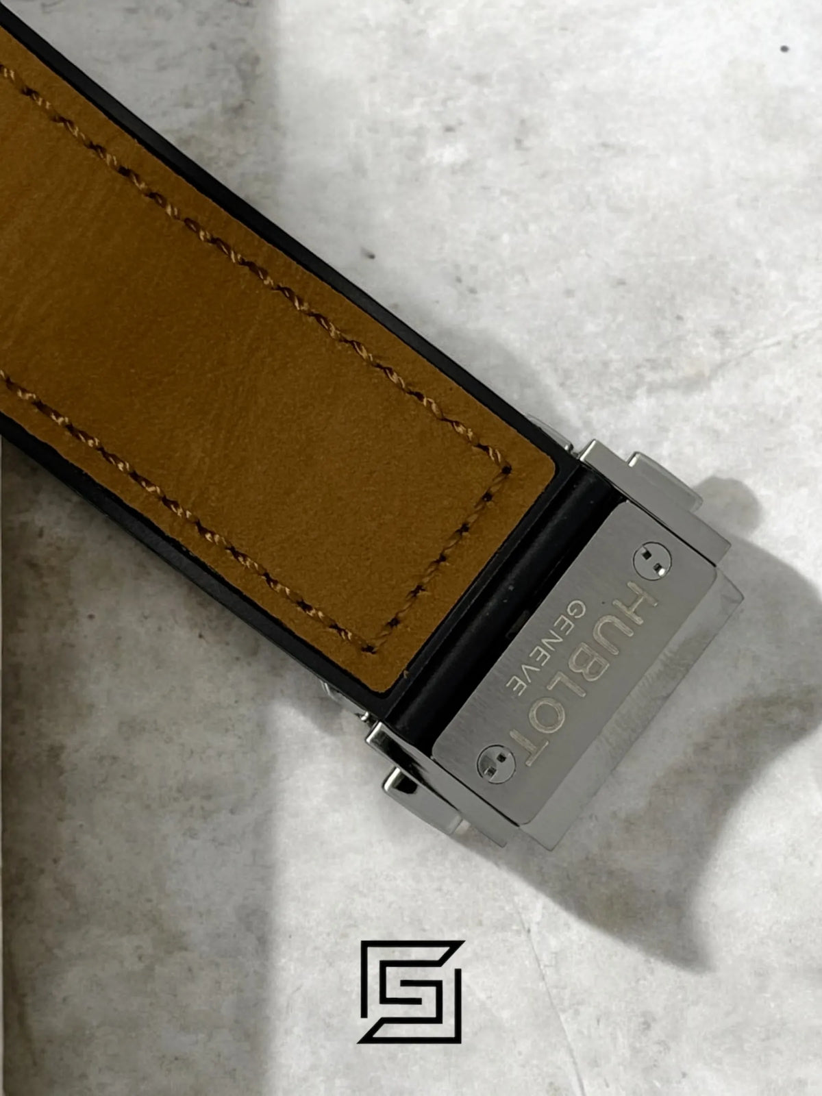 watches HUBLOT CLASSIC NEW - Brown Chamois Band - Grey Dial - Silver Body