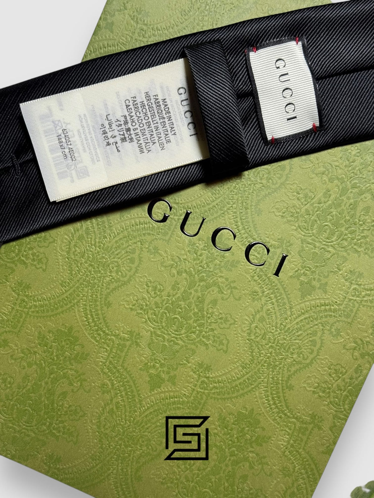 Gucci - Black Color With Lion Head