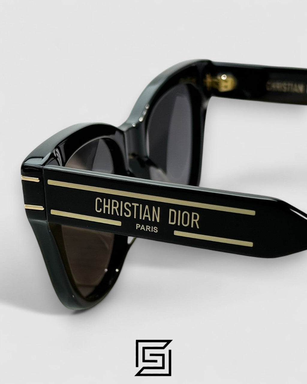 Dior Signature B4U Black Leanses Black Frame Gold Logo