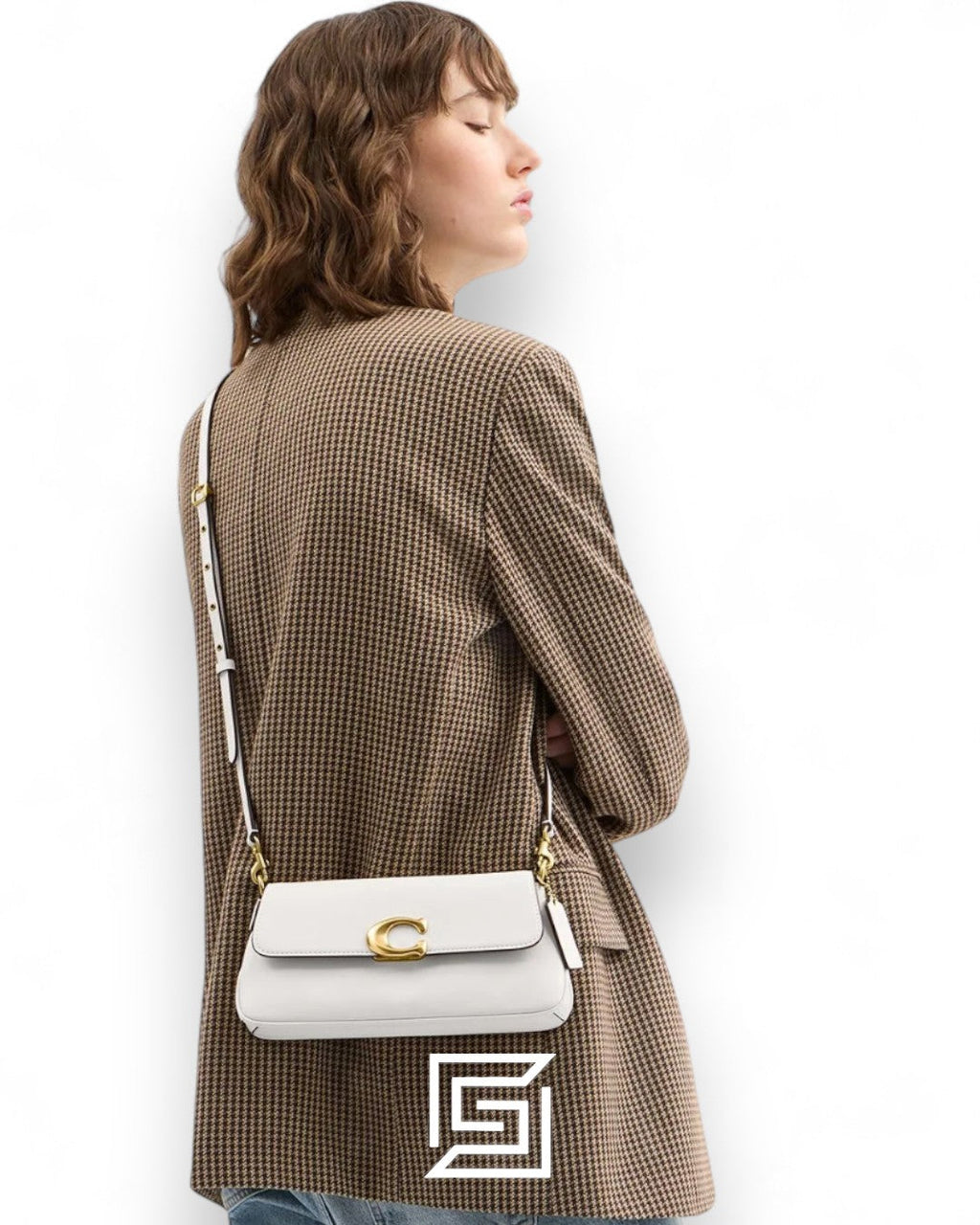 Coach Jet Shoulder Bag White – Style No. CAM16