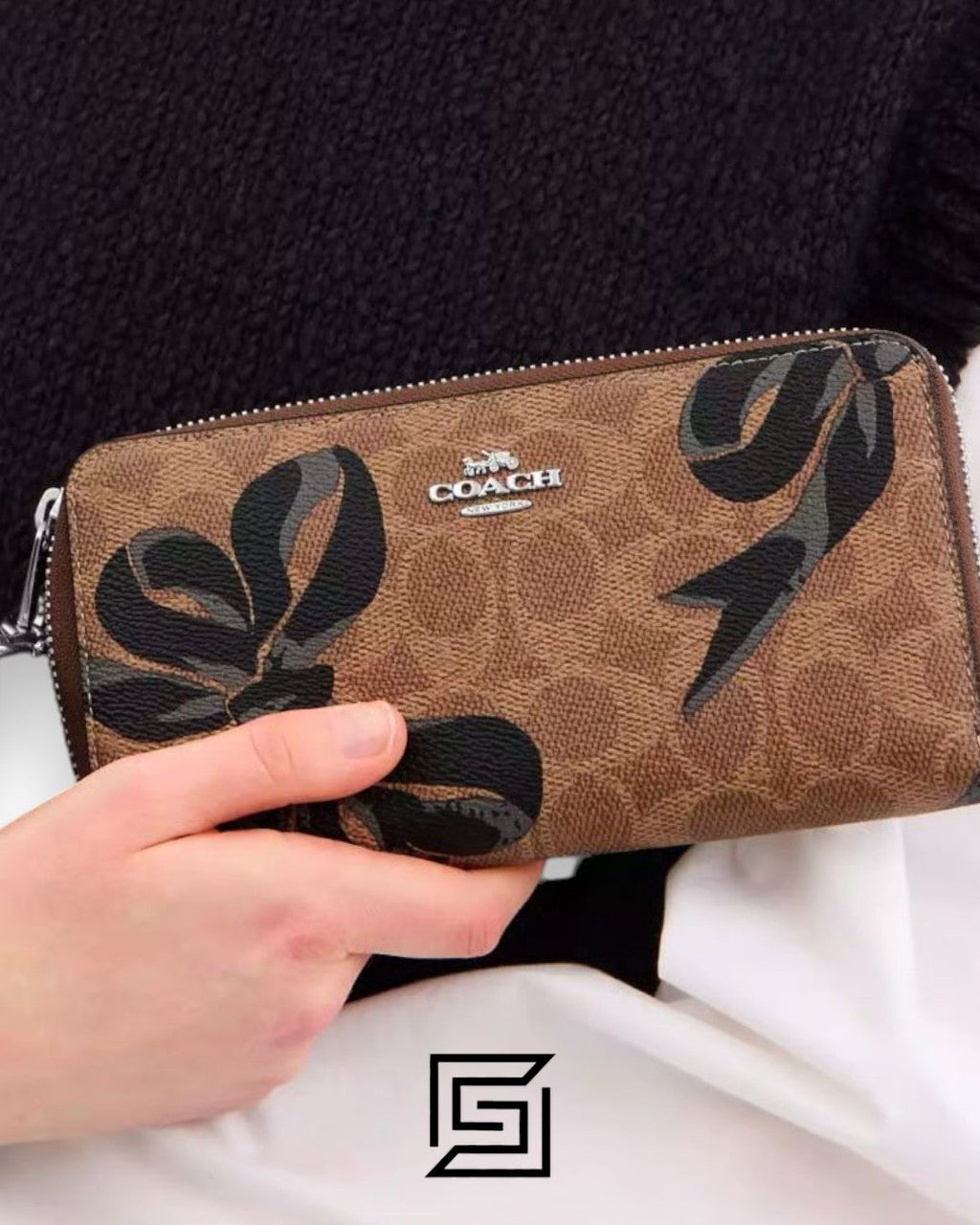 Coach Outlet Long Zip Around Wallet In Signature Canvas With Bow Print – Black Style No. CZ326