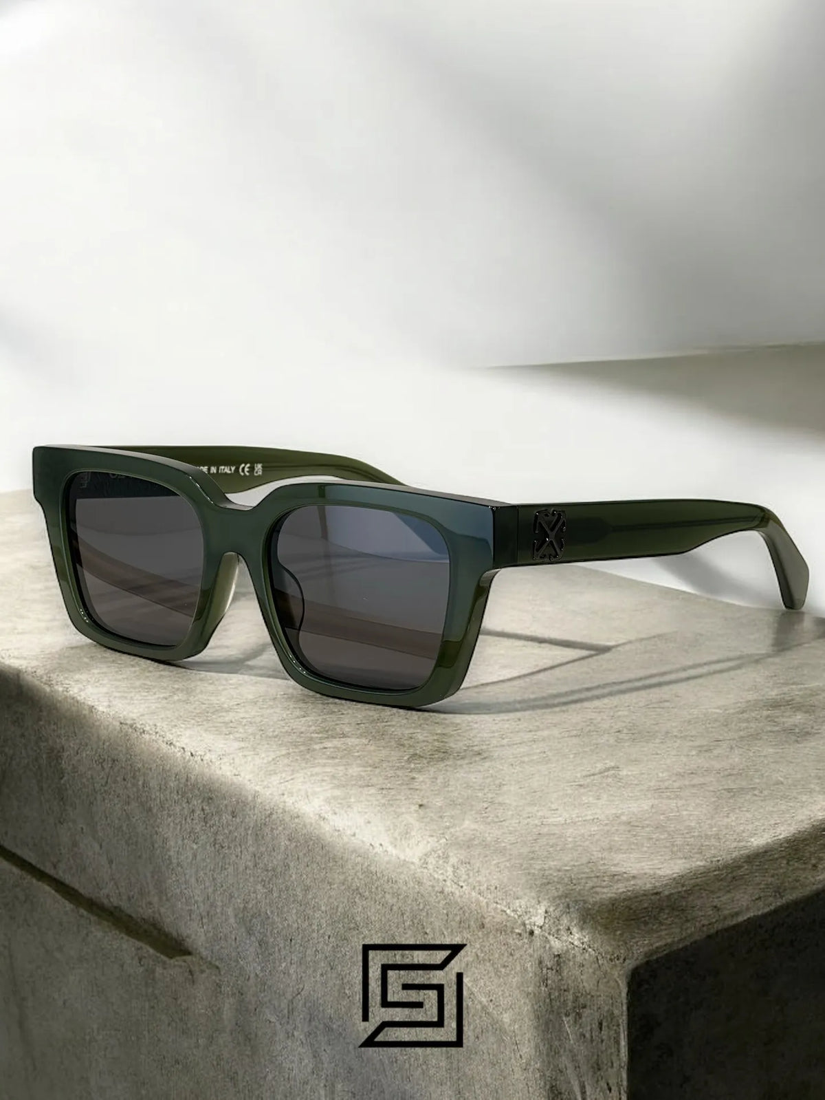 Off White OER111 Sunglasses Uni Sex - green