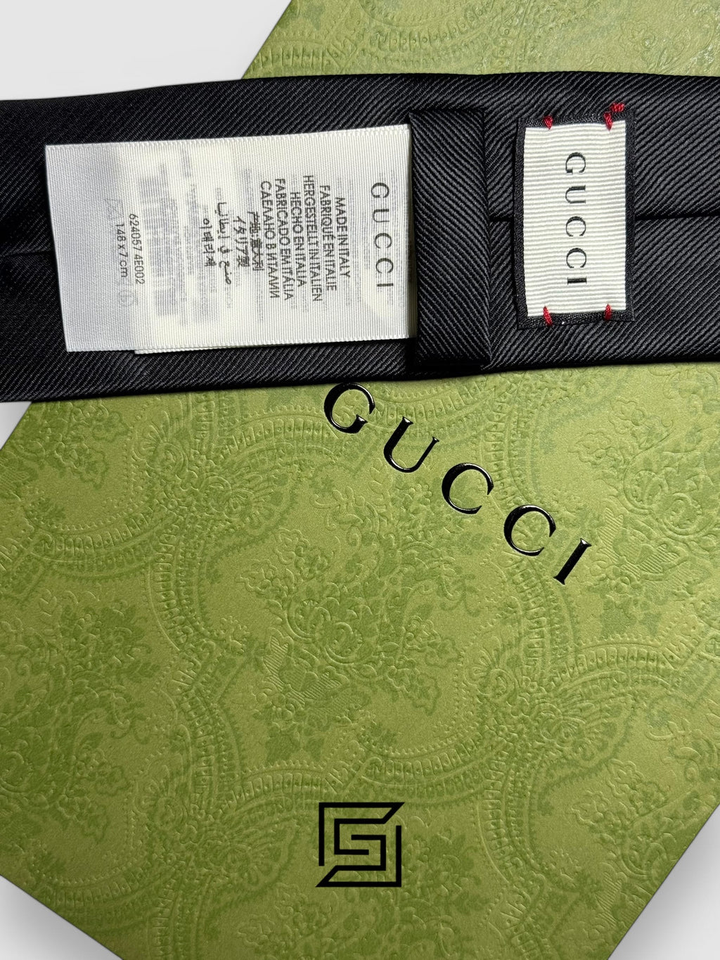 Gucci - Black Color With Red Snak