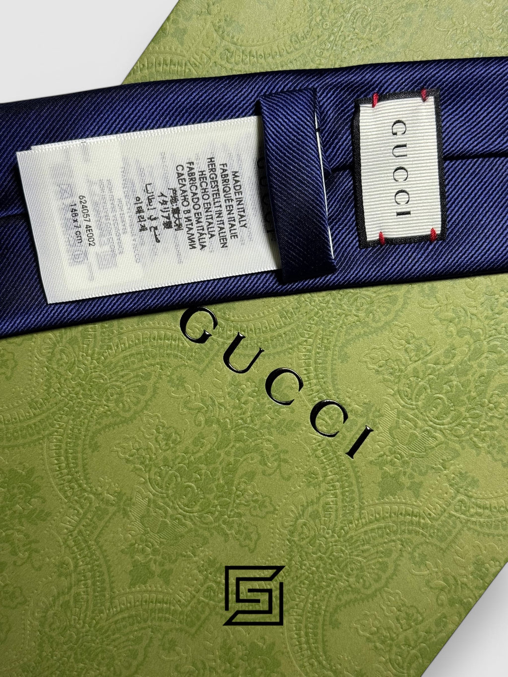 Gucci - Navy Blue Color With Red Snak