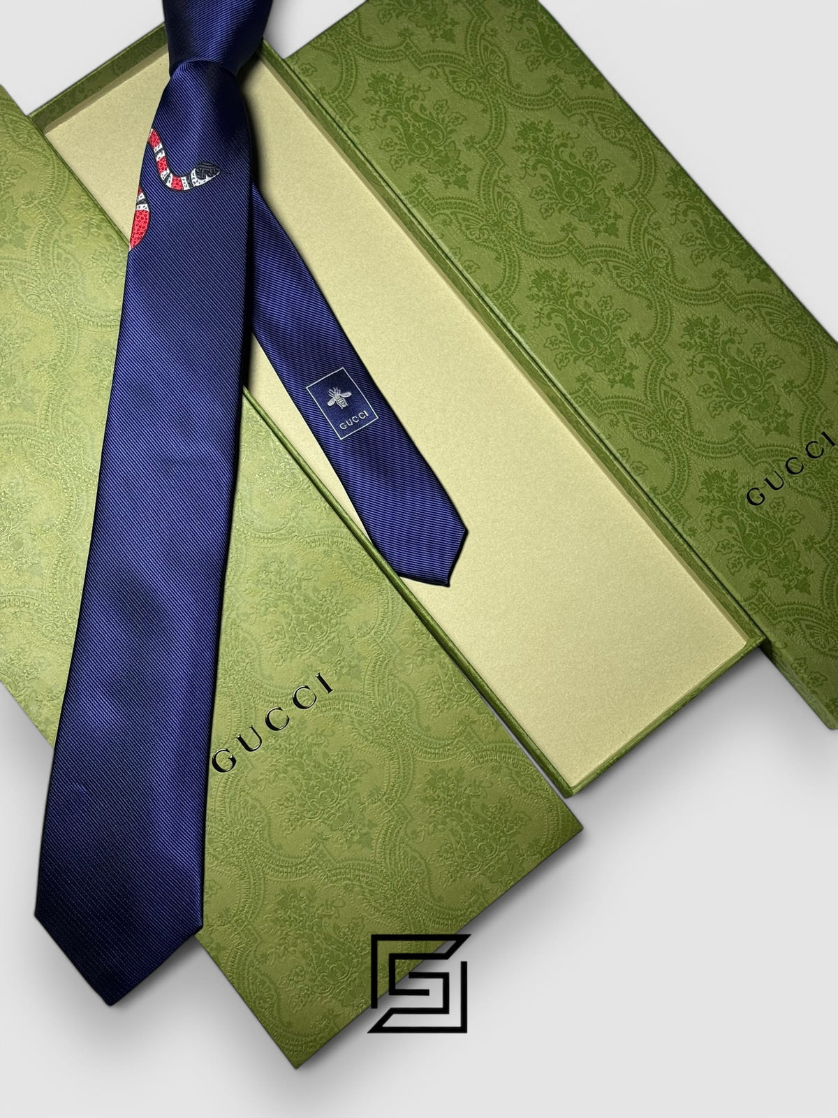 Gucci - Navy Blue Color With Red Snak