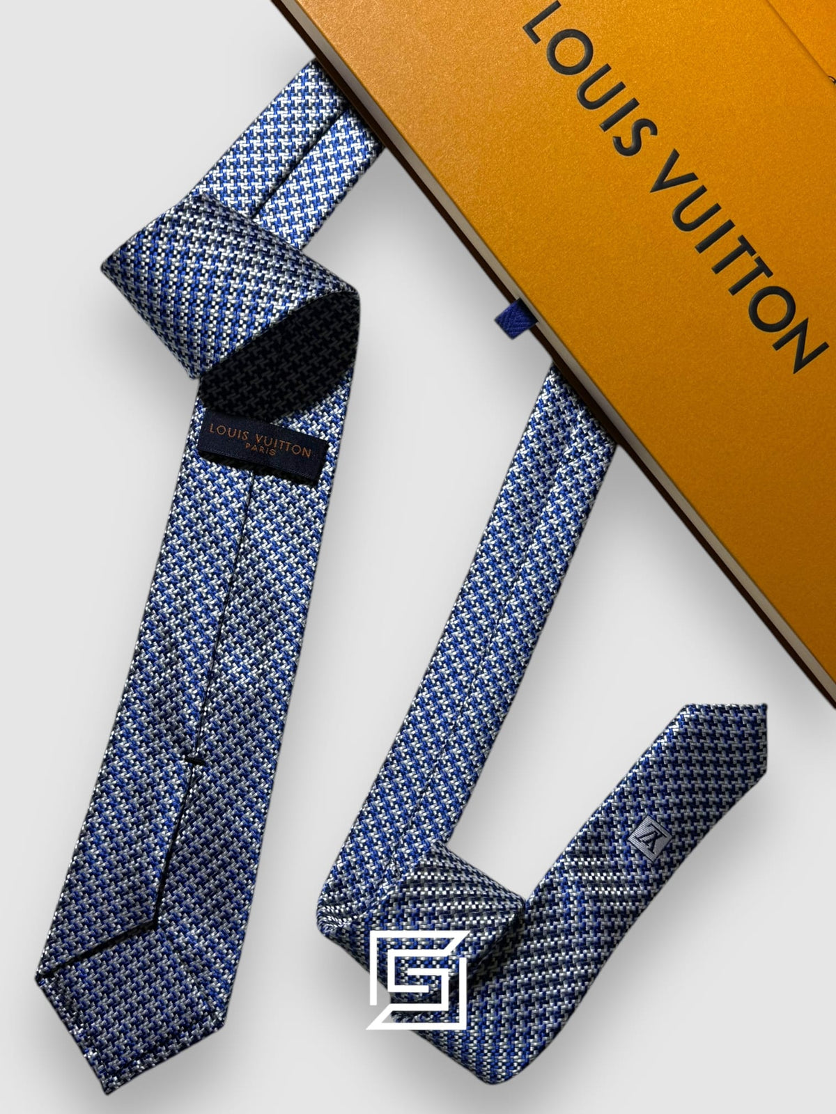 Louis Vuitton - Blue Engraved Pattern Italian Style