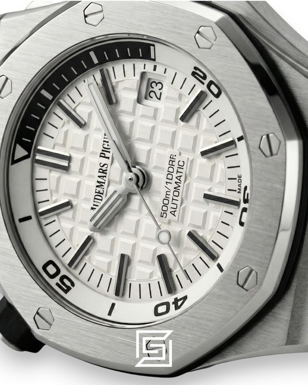 Audemars Piguet Royal Oak Offshore Diver White – Stainless Steel – Automatic