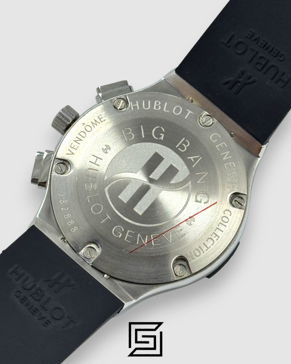 Hublot Big Bang Women – White Dial, Diamond Bezel & Black Rubber