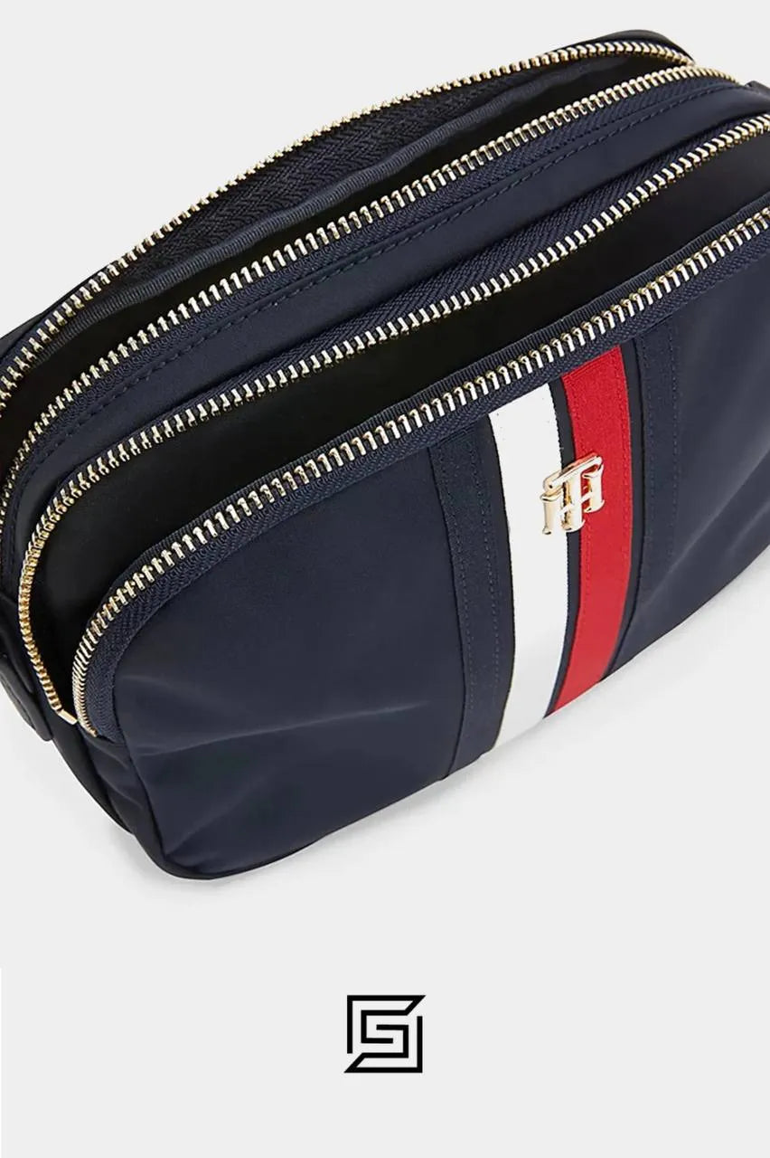 leather Shoulder bag Tommy Hilfiger Poppy Crossover bag dark blue AW0AW13154